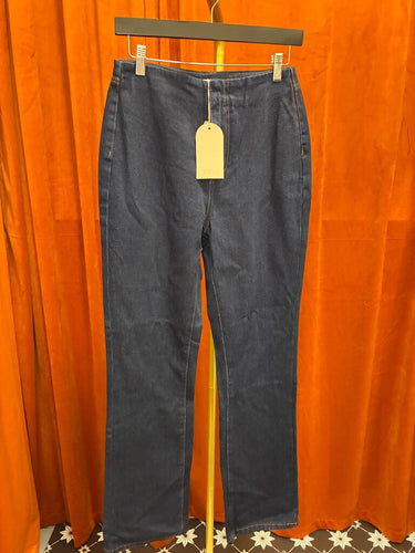 Meshki High-Waisted Pocketless Straight Leg Jeans sz 9