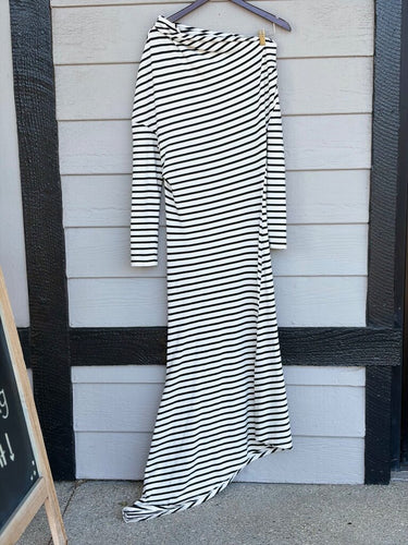 A.W.A.K.E. Mode Black & White Striped Asymmetric Long Sleeve Dress sz XS