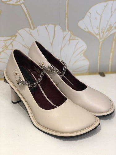 Stella McCartney Cream Skyla Chain Mary Jane Pumps sz 39
