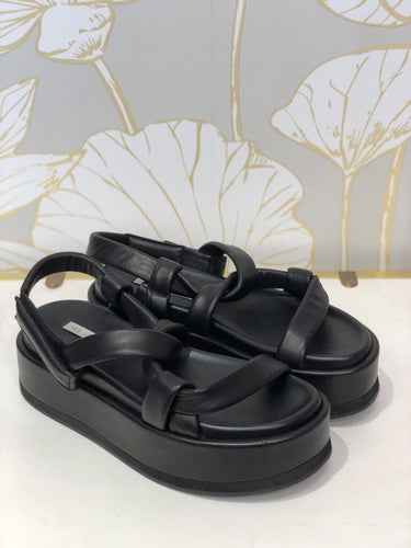 Neil J. Rodgers Black Obi Flatform Padded Leather Sandals sz 38