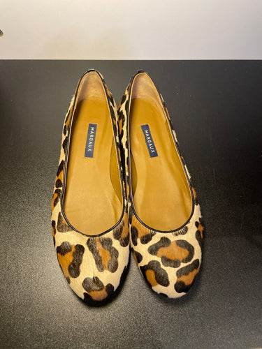 Margaux Leopard Calf Hair Classic Ballet Flats sz 38 1/2 M