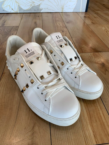 Valentino Garavani White Rockstud Untitled Sneakers sz 38 w/ extra shoelace