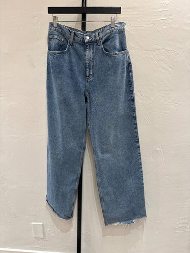 Khy Medium Wash Straight Leg Jeans sz 26