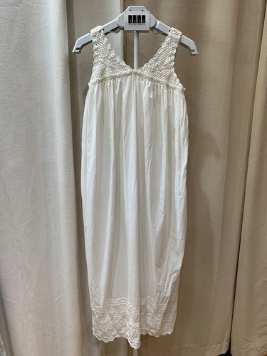 Dôen White Crochet Bodice Sleeveless Maxi Dress sz S