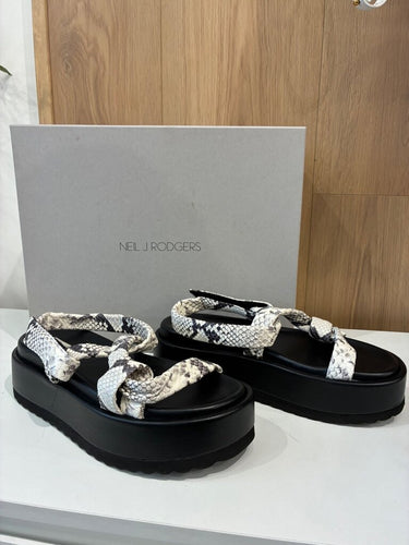 Neil J. Rodgers Obi Flatform B&W Python Sandals sz 39