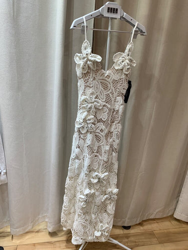 Elliatt Crochet Lace 3D Floral Embellished Midi Dress sz S
