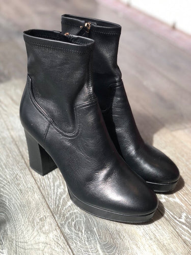 Joie Black Leather Platform Ankle Booties sz 8.5M