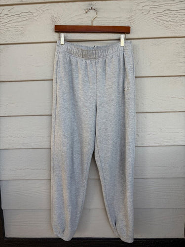 Alo Yoga Grey Heather Accolade Sweatpants sz S?