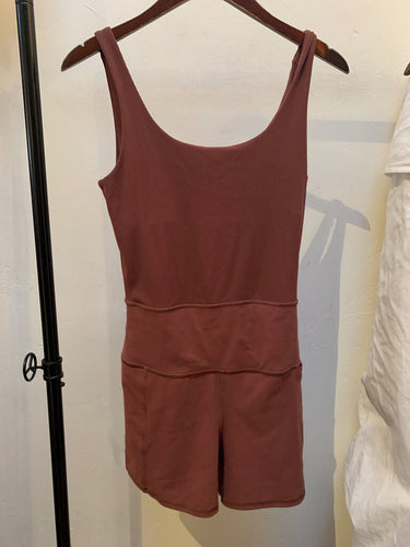 Vuori Terracotta Sleeveless Athletic Romper sz M