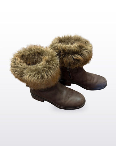 UGG Brown Leather Faux Fur Trim Ankle Boots sz W7