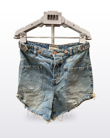 Free People We The Free Distressed Denim Shorts sz 28