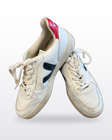 VEJA V-10 White Navy Red Sneakers sz 7