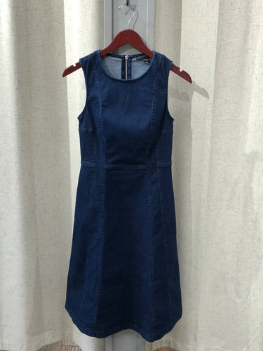Maggy London Sleeveless Denim Zipper-Back Dress sz 0