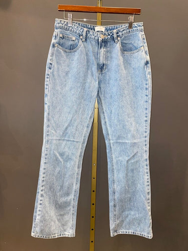 Meshki Light Wash Straight Leg Jeans sz 11