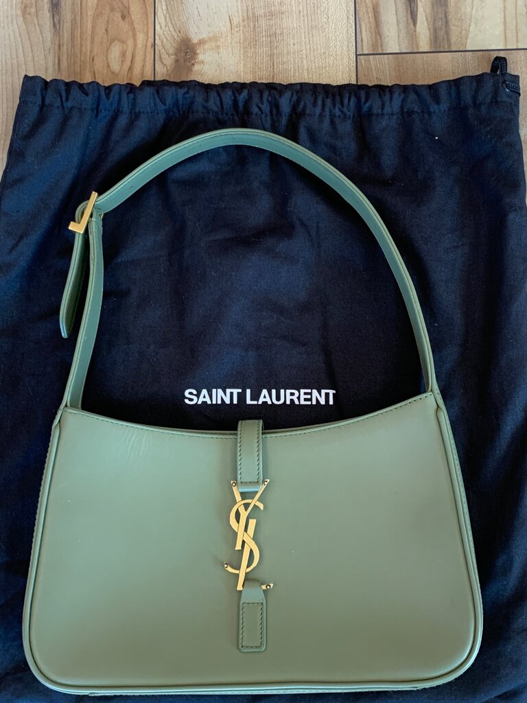 Saint Laurent Le 5 à 7 Leather Shoulder Bag