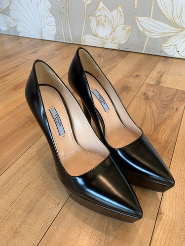 Prada Leather Pointed-Toe Platform Pumps sz 37