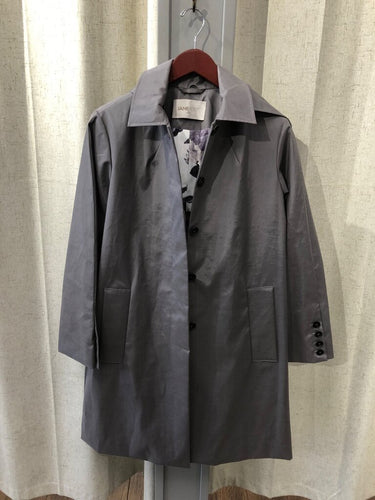 Jane Post Hooded Raincoat in Grey sz L