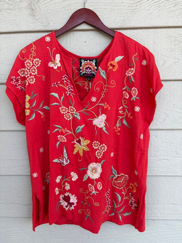 Johnny Was Red Embroidered Suki Easy Paneled Tee sz L