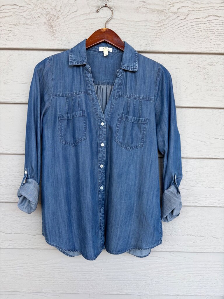 Soft Joie Chambray Button Down Top sz XS