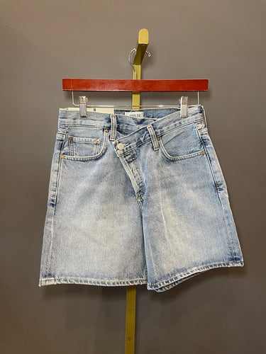 AGOLDE Criss Cross Denim Shorts in Light Wash Blue sz 24
