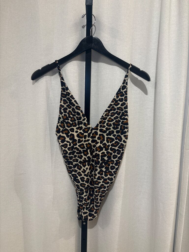 Show Me Your Mumu Leopard Print One-Piece Swimsuit sz XS
