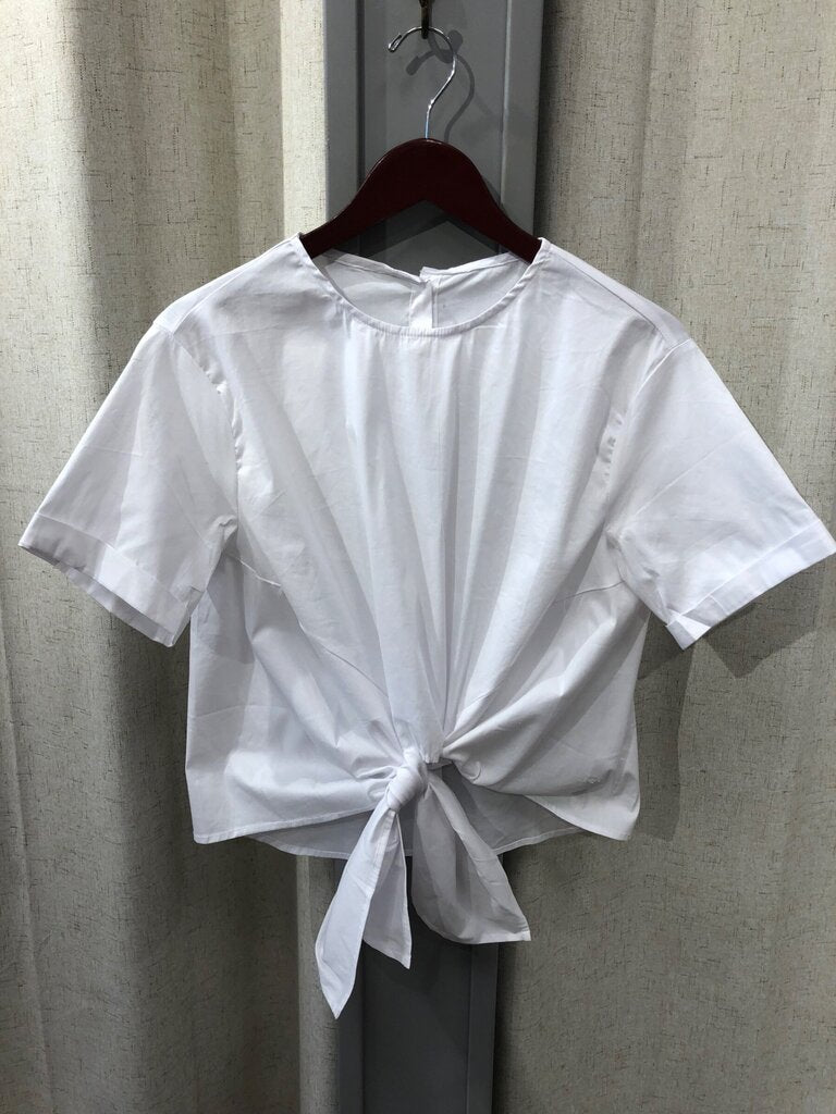 Nikki Lund Short Sleeve Tie-Front Button-Back Top sz S