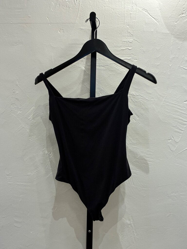 SKIMS Black Square Neck Bodysuit sz L