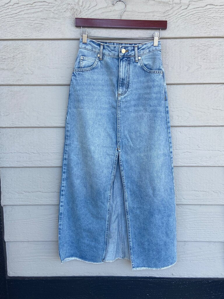 Pilcro Light Wash Denim Maxi Skirt with Front Slit sz 26”