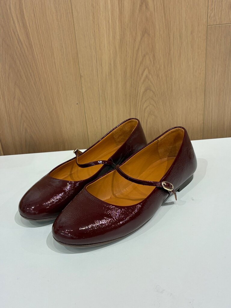 Sézane Bordeaux Patent Leather Mary Jane Flats sz 37