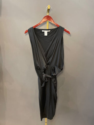 Diane von Furstenberg Black Silk Sleeveless Draped Dress sz 4