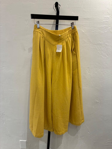 Free People Yellow Wide Leg Culotte Pants sz XS