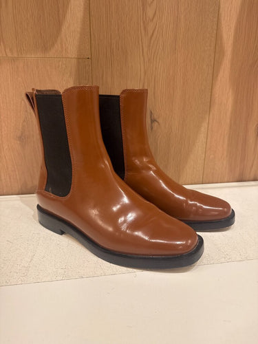 Everlane Cognac Leather Chelsea Ankle Boots sz 7