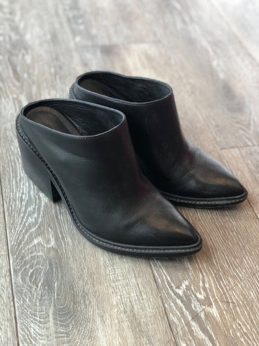 Helmut Lang Black Leather Pointed-Toe Heeled Mules sz 38