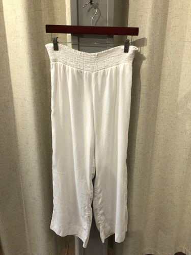 Bella Dahl White Smocked-Waist Cropped Pants