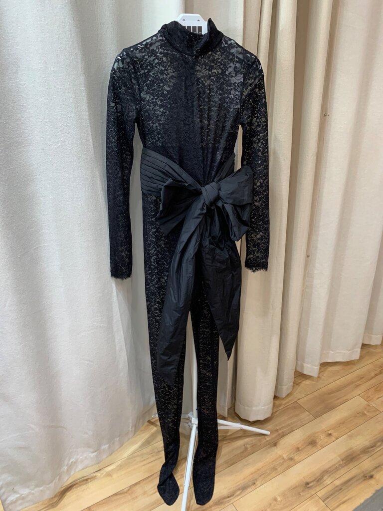 Nicky Hilton x Rebecca Vallance Delta Lace Bow Jumpsuit sz 8