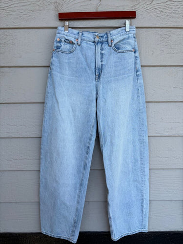 Pistola Light Wash Straight Leg Jeans sz 27