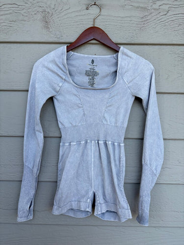 FP Movement Good Karma Long-Sleeve Romper Onesie Size XS/S sz XS/S