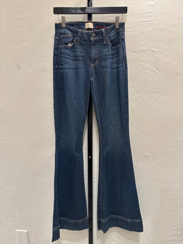 AO.LA Los Angeles Flare Jeans sz 27