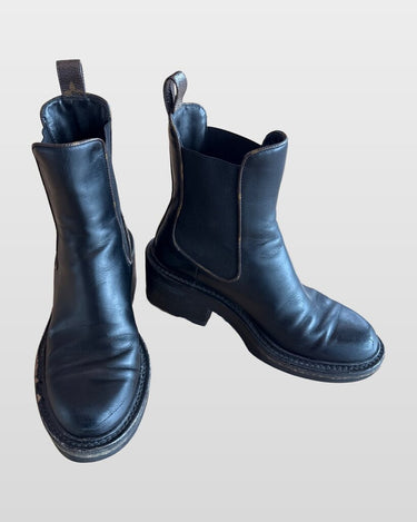 Louis Vuitton Black Leather Monogram Pull Tab Ankle Boots sz 37