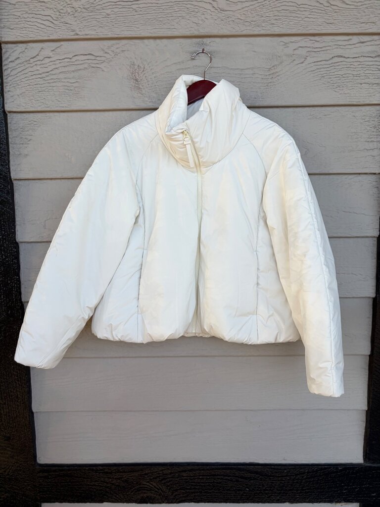 Beyond Yoga Cream Puffer Jacket sz L