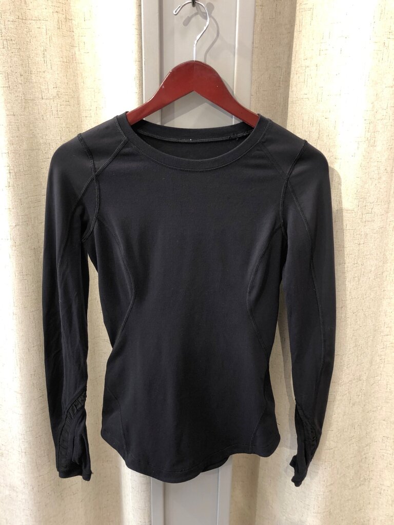 Lululemon Black Athletic Long Sleeve Top sz 4