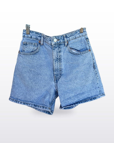 Zara Light-Wash Denim Shorts sz EUR 38 / USA 6 / MEX 28
