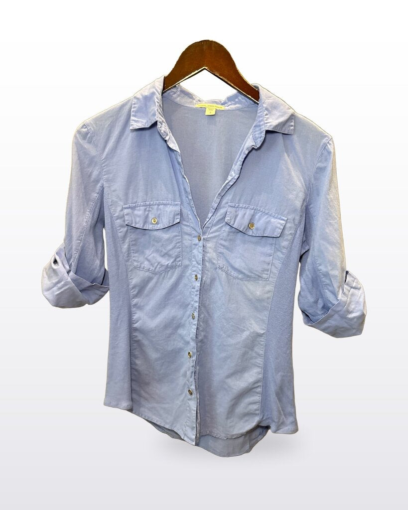 James Perse Light Blue Roll-Tab Button-Down Shirt sz 2