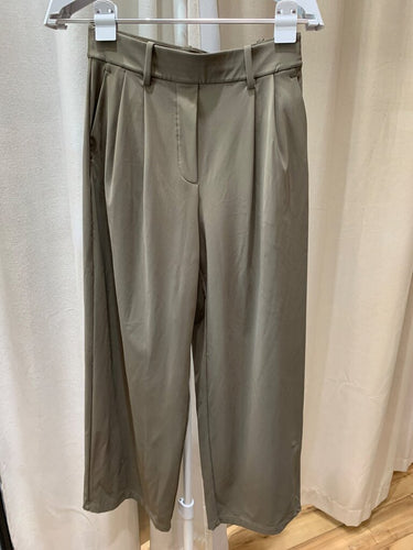 Lululemon Olive Taupe Pleated Wide Leg Trousers sz S