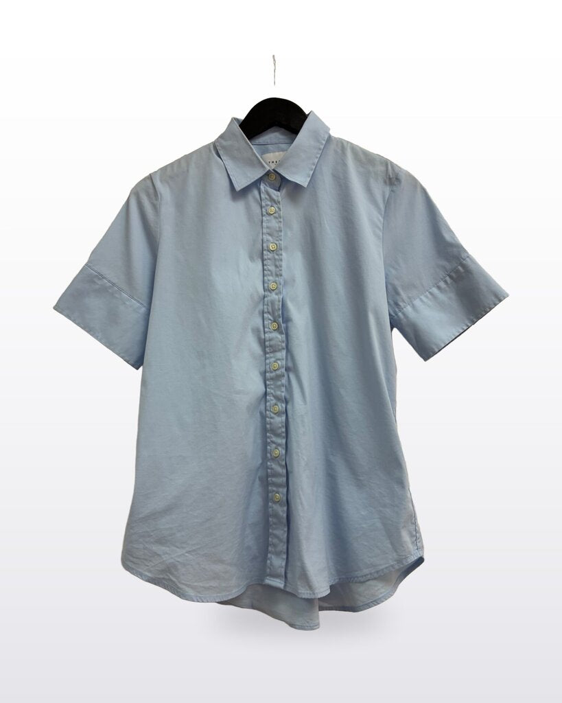 The Shirt by Rochelle Behrens Light Blue Short Sleeve Button-Down Shirt sz L