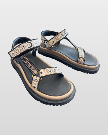 Christian Dior Dioract Embroidered Strappy Sandals sz 39½