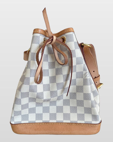 Louis Vuitton Damier Azur NéoNoé MM Crossbody Bag