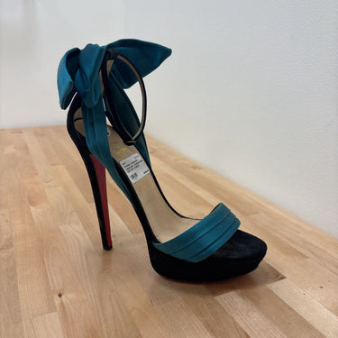 Christian Louboutin Vampanodo Pumps- Size 39.5