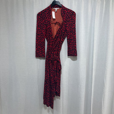 Diane Von Furstenberg Silk Lip Print Wrap Dress- Size 10