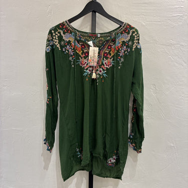 NWT Johnny Was embroidered 3/4 slv top